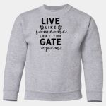 Youth Heavy Blend™ Crewneck Sweatshirt Thumbnail