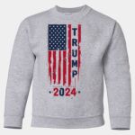 Youth Heavy Blend™ Crewneck Sweatshirt Thumbnail